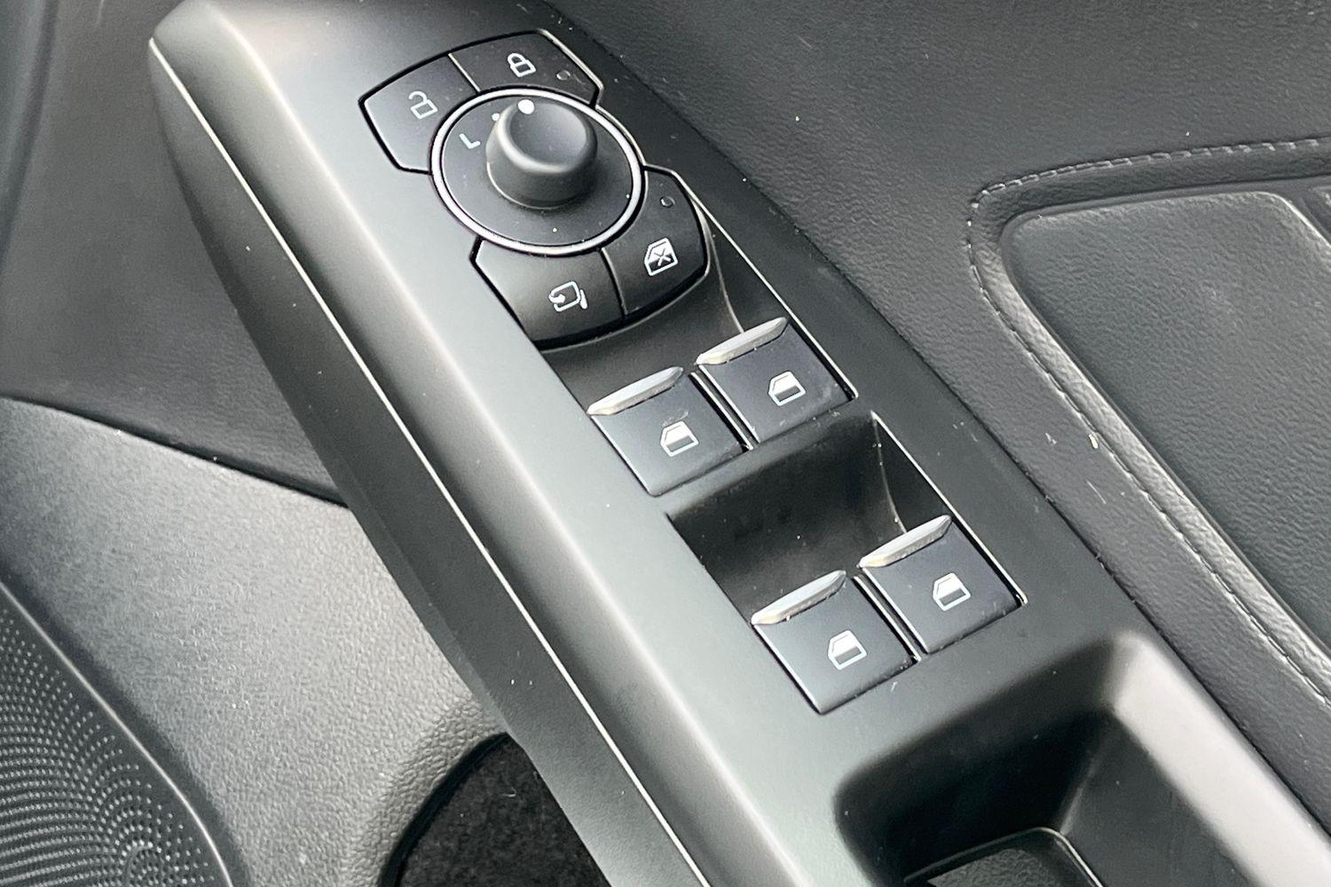 Ford FOCUS Photo 15