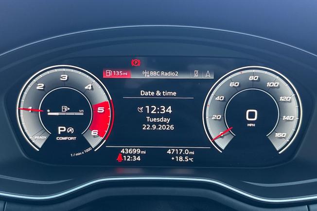 AUDI A4 Photo 15