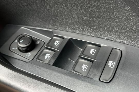 Volkswagen T-cross Photo autoimg-045fef29568dee622a5b8fd7d6d7d392ce60813e.jpg