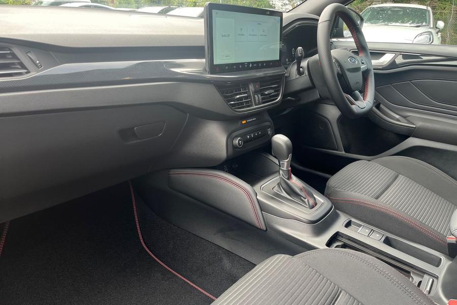 Ford FOCUS Photo autoimg-0465a8610cfcc1507652ec66f32383ed8c398ed6.jpg