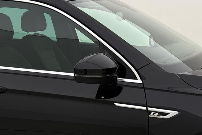 VOLKSWAGEN Tiguan Photo 20