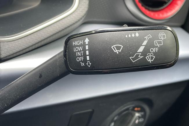 SEAT Arona Photo 26