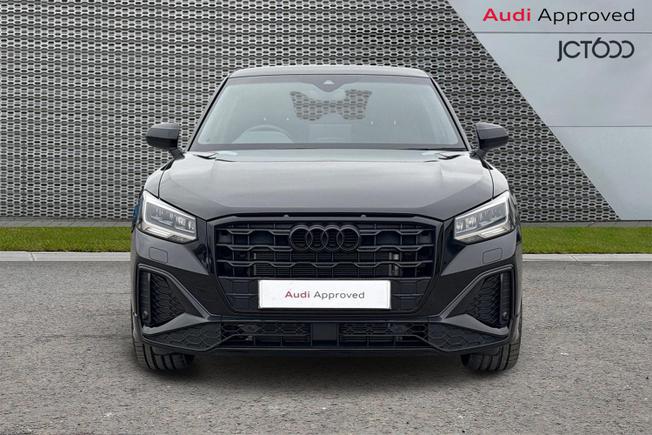 AUDI Q2 Photo 8