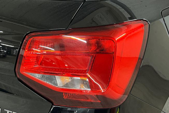 Audi Q2 Photo 18