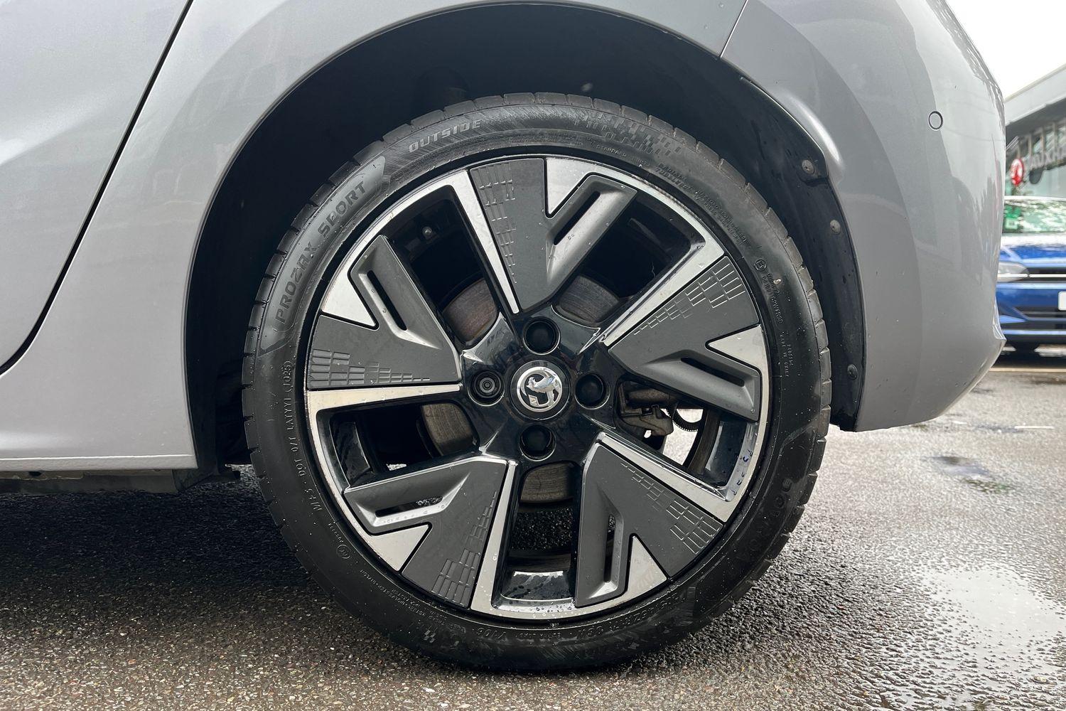 Vauxhall CORSA Photo 7
