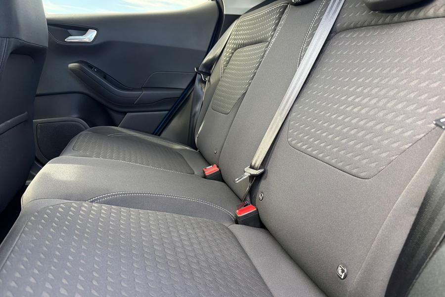 Ford FIESTA Photo autoimg-046a93c9b2e8a957c9f2ae05f8d30e54d33b80c9.jpg