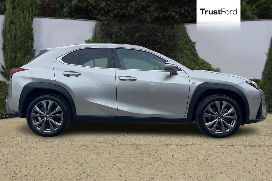 Lexus UX Photo autoimg-04705dfafc1fa4b6acb288b14d99acc57d4e3264.jpg