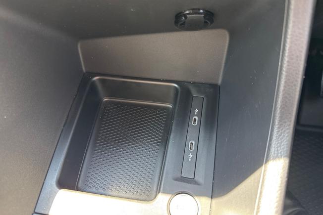 VOLKSWAGEN Caddy Photo 34