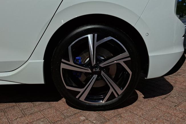 Volkswagen Golf Photo 5