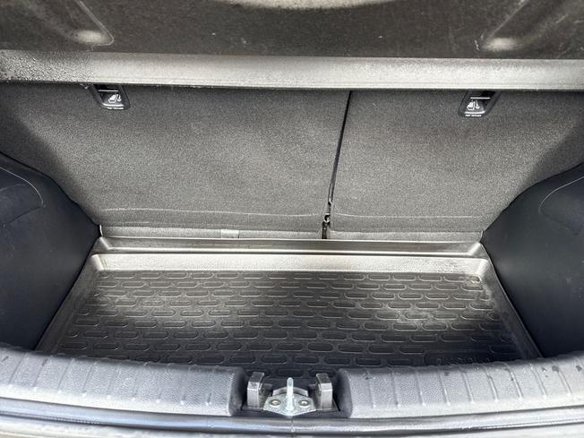 KIA Picanto Photo 12