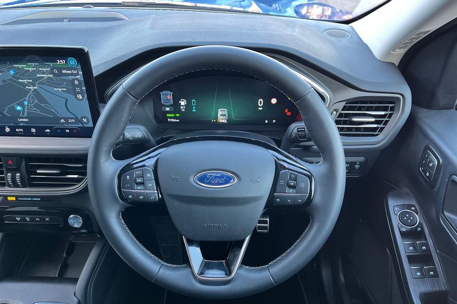 Ford KUGA Photo autoimg-0476977efad071efcd0504b45e63908cdd35be85.jpg