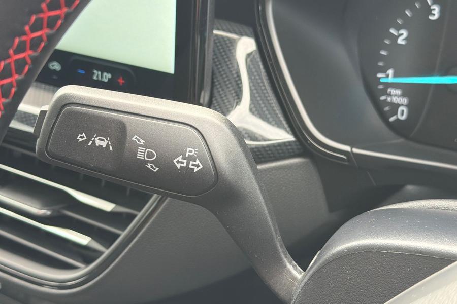 Ford FOCUS Photo autoimg-04777c95d6ecf7a19365c73b07d685e09d4fed69.jpg