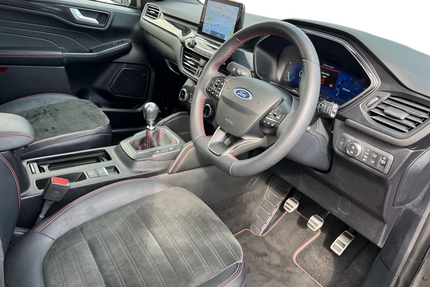 Ford KUGA Photo 8