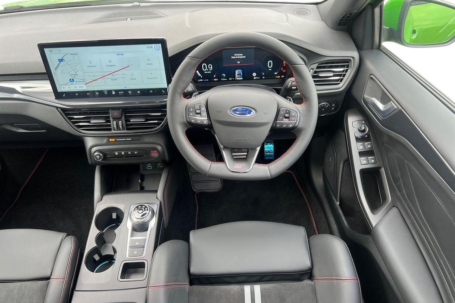 Ford FOCUS Photo autoimg-047bcbb5fb6be0c2300a2765b76739489c312456.jpg