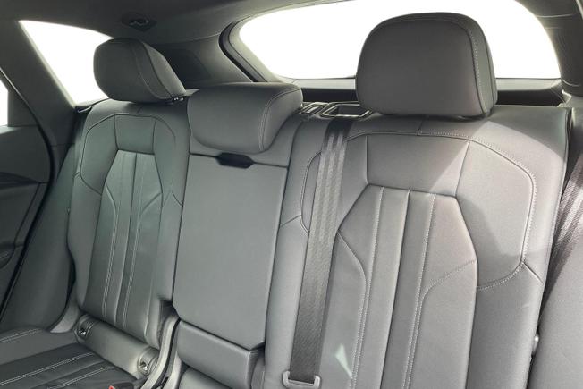 AUDI Q5 Photo 9