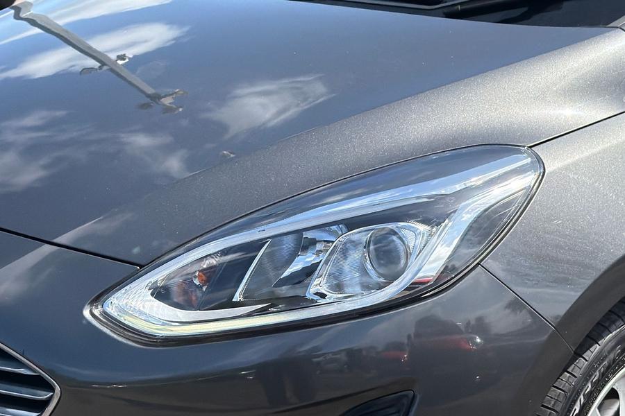 Ford FIESTA Photo autoimg-047dac9384e5f42056d63620e584e691da4f9cdc.jpg