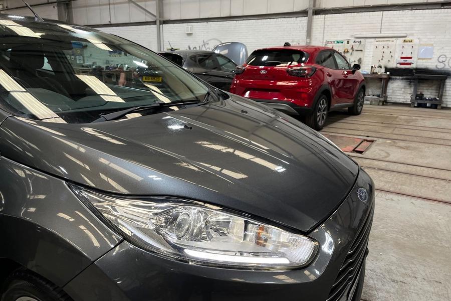 Ford FIESTA Photo autoimg-048b98cda6e2425af2d74f90aed9ff2010e8baa4.jpg