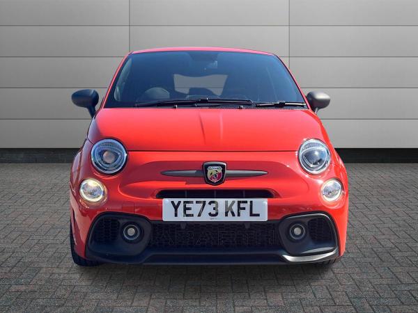 Abarth 695 Photo autoimg-048e7bb7045758aa9941ee9d80e26fea6d1e64ed.jpg