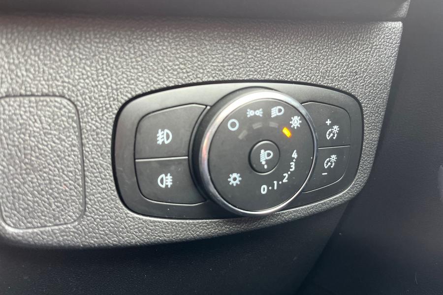 Ford FOCUS Photo autoimg-0490f42c7d40fc3c44bde58d630faeb6326cd139.jpg