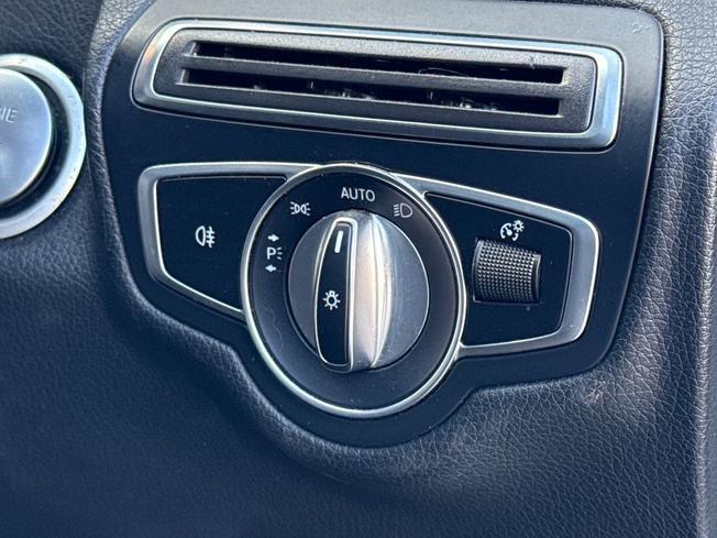 MERCEDES-BENZ C Class Photo 50