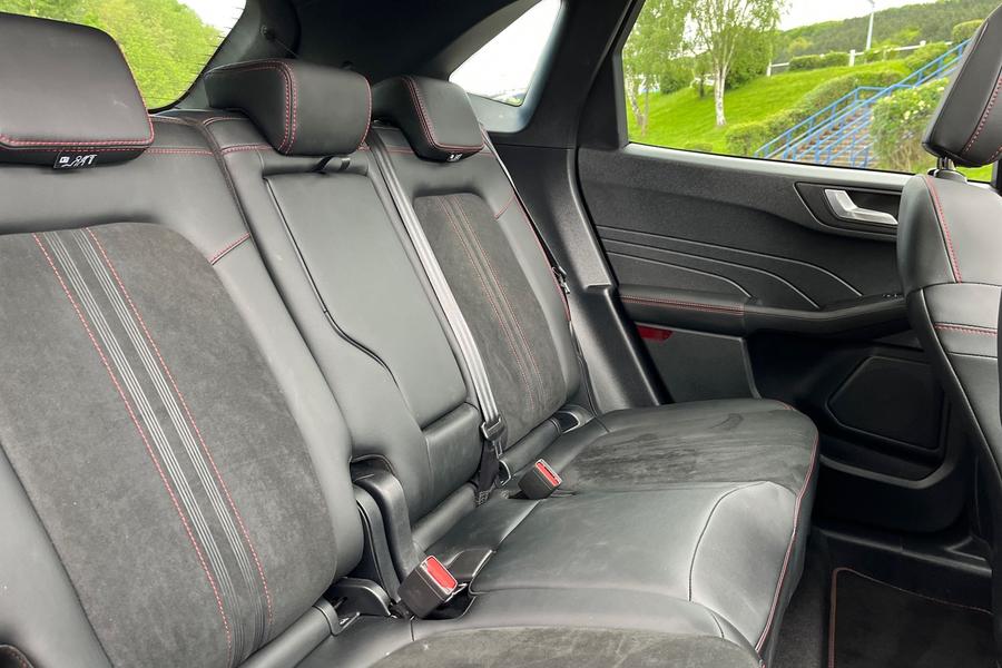 Ford KUGA Photo autoimg-0491f8d8ac9edc0df7f181d2d4ad619d540115d0.jpg