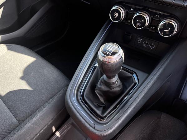 Renault Clio Photo autoimg-0493e65a800a829e4470e1722da1e3dffff2e160.jpg