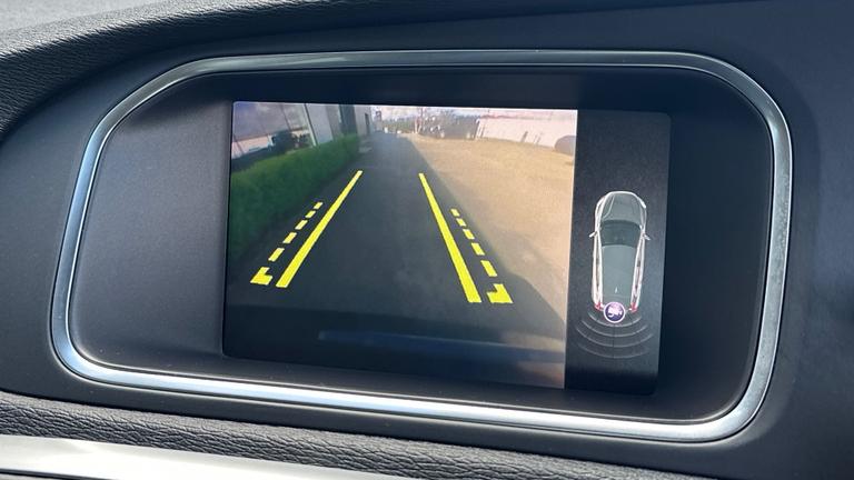 Used Volvo V40 WG19JFX 11