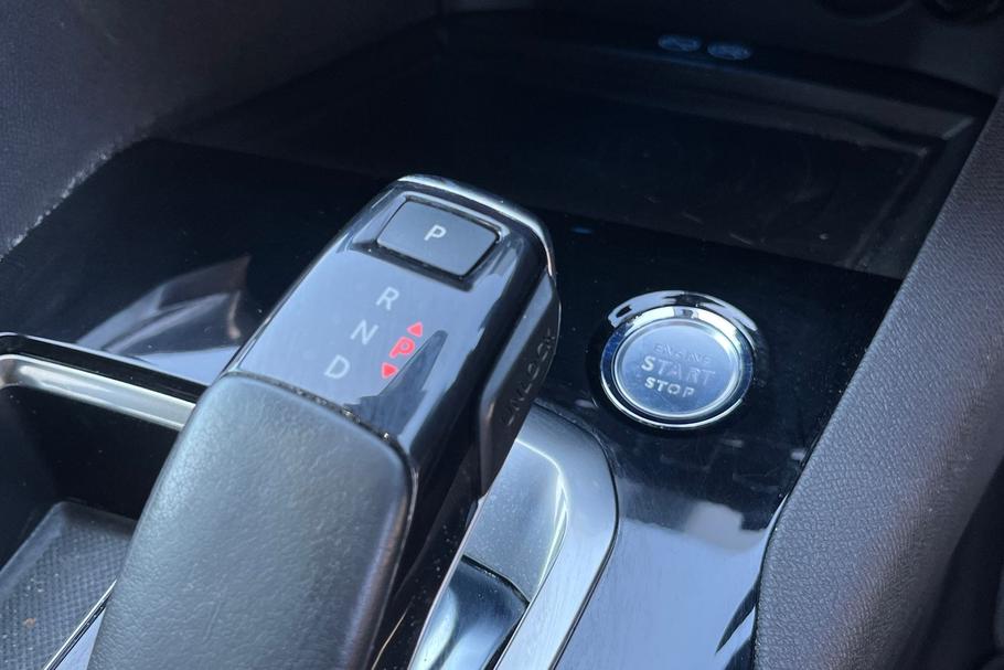 Used Peugeot 3008 26