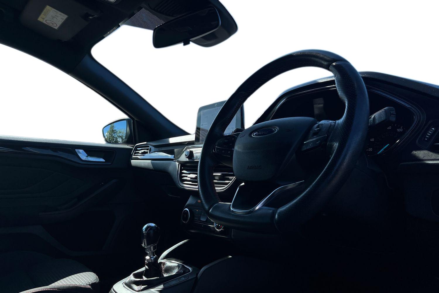Ford Focus Photo 8