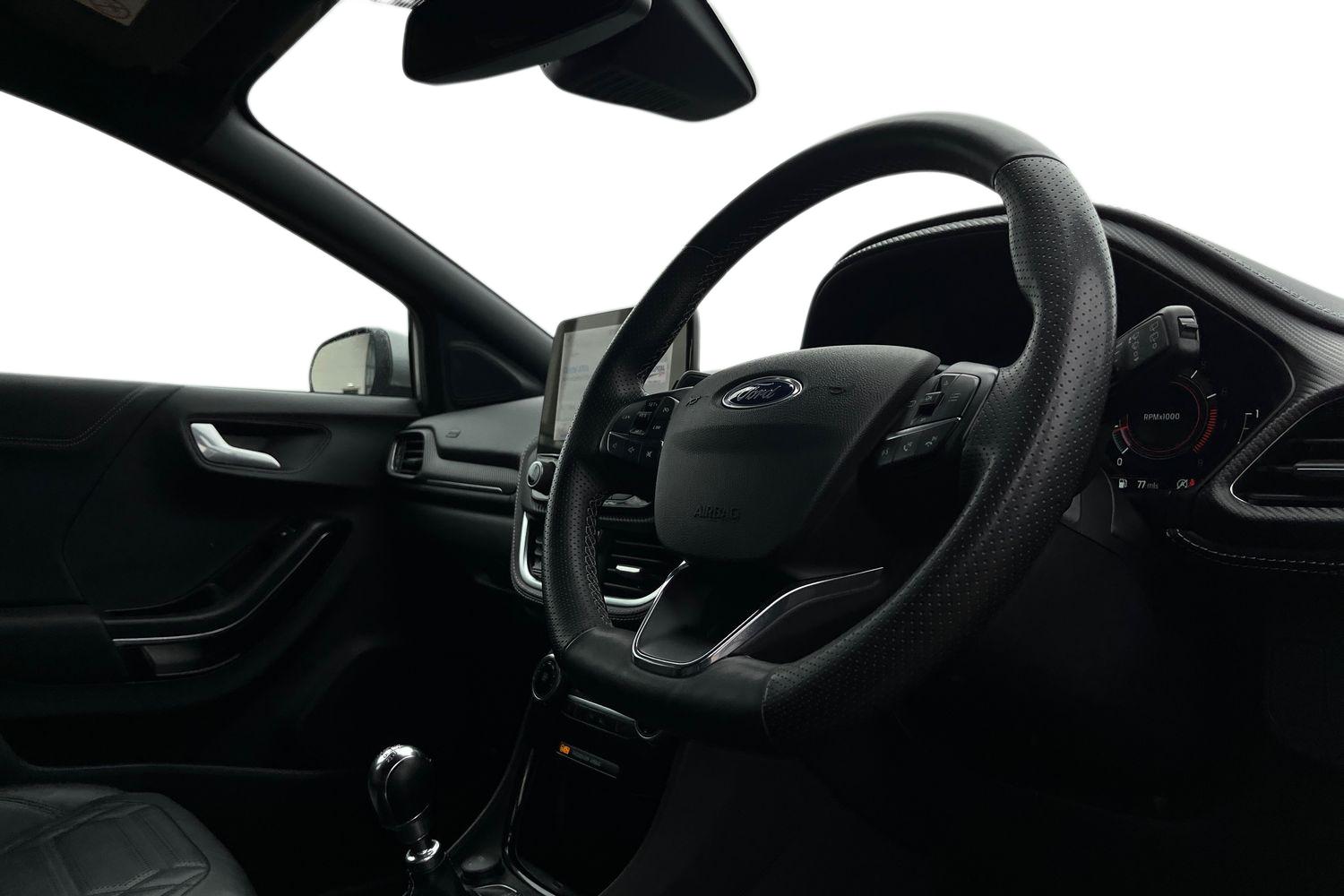 Ford PUMA Photo 8