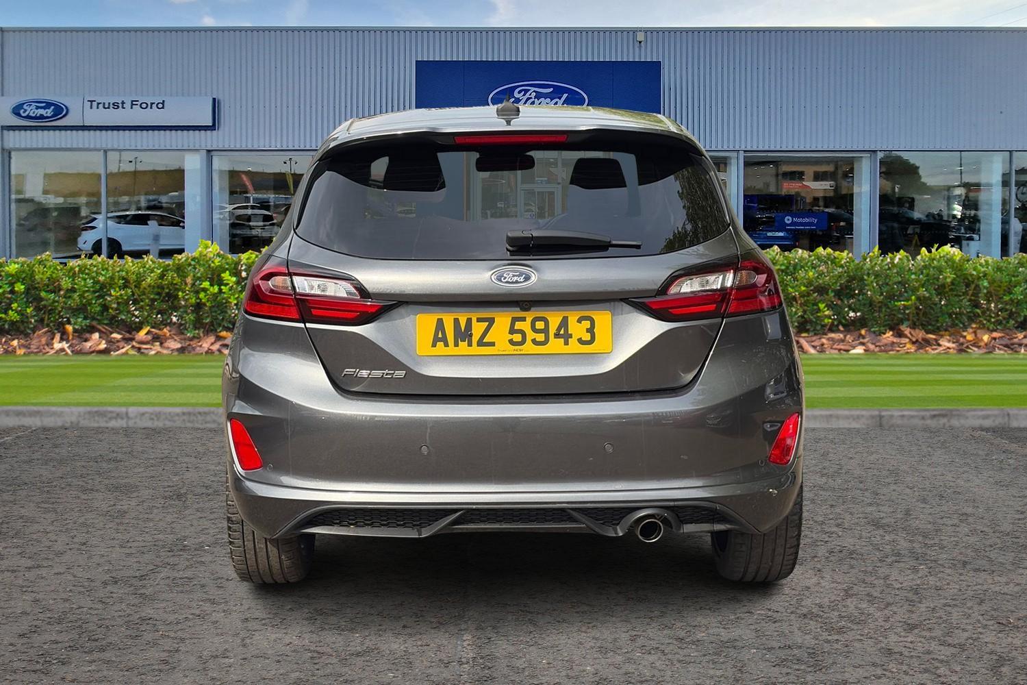 Ford Fiesta Photo 6