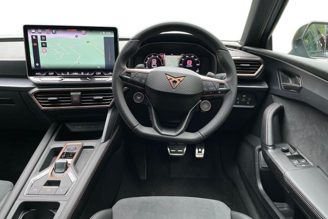 CUPRA Leon Photo 11