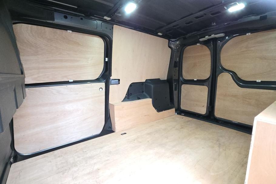 Used FORD TRANSIT CONNECT WR75JBE 4