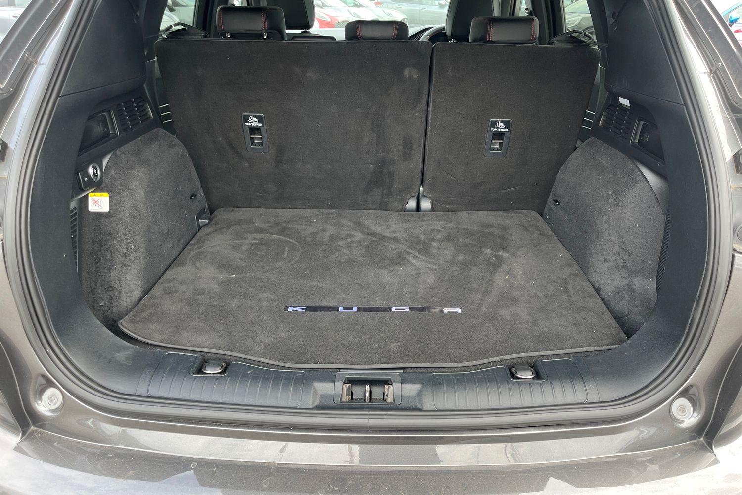 Ford KUGA Photo 20