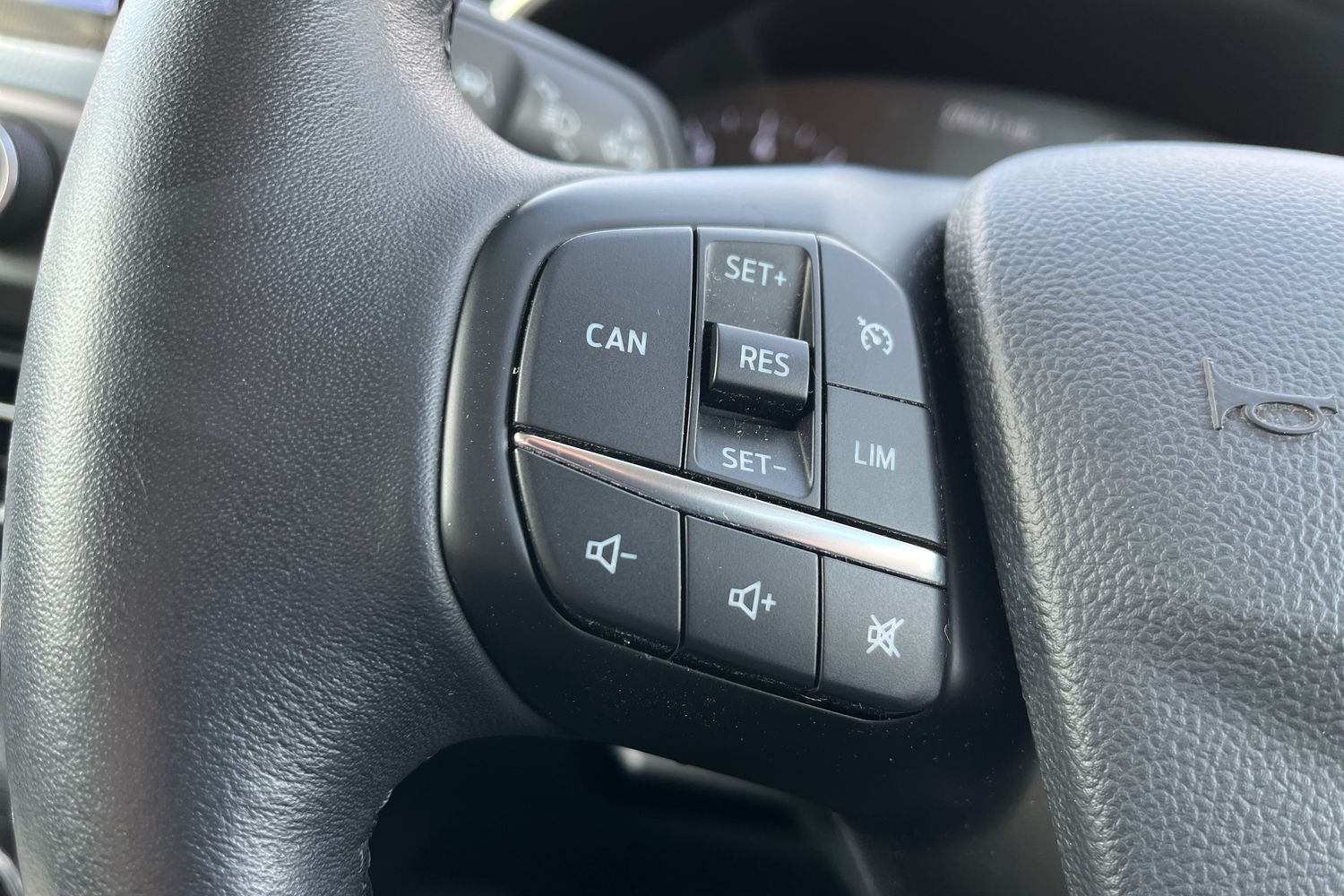 Ford Focus Photo 36