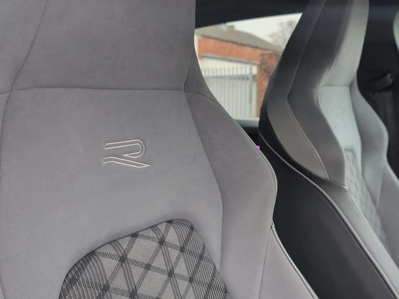 Used Volkswagen Golf NX71ULO 40