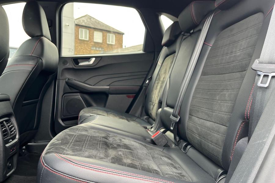 Ford KUGA Photo autoimg-04ab74ac26510c2623ddd3fee172da2b1a0b12f2.jpg