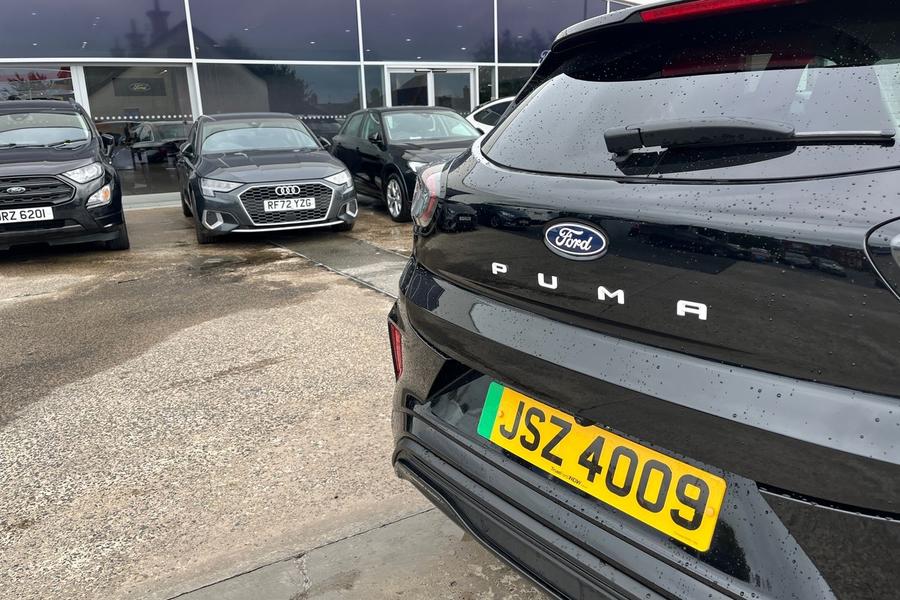 Ford PUMA Photo autoimg-04ac31fe91b5a4ac3847963beec71cab178a26a8.jpg