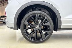 Volkswagen T-Roc Photo 5