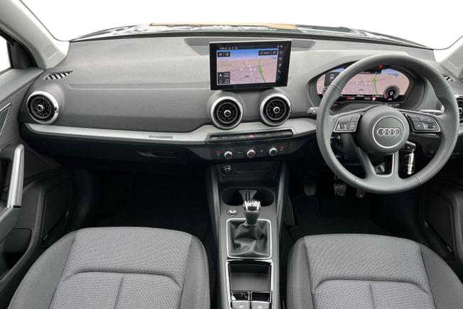 AUDI Q2 Photo 10