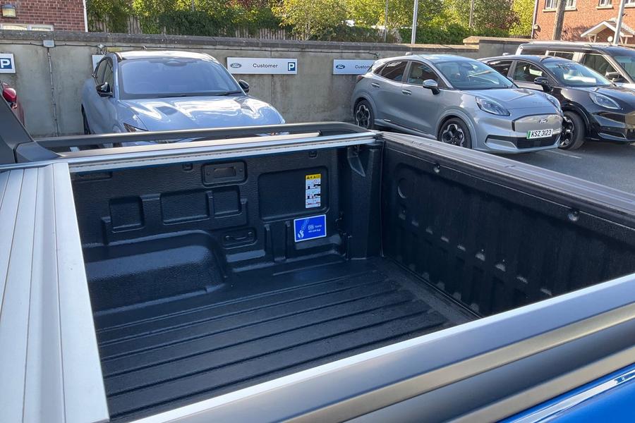 Ford RANGER Photo autoimg-04af547377c8b56ba74768a195cf538ac2360a00.jpg