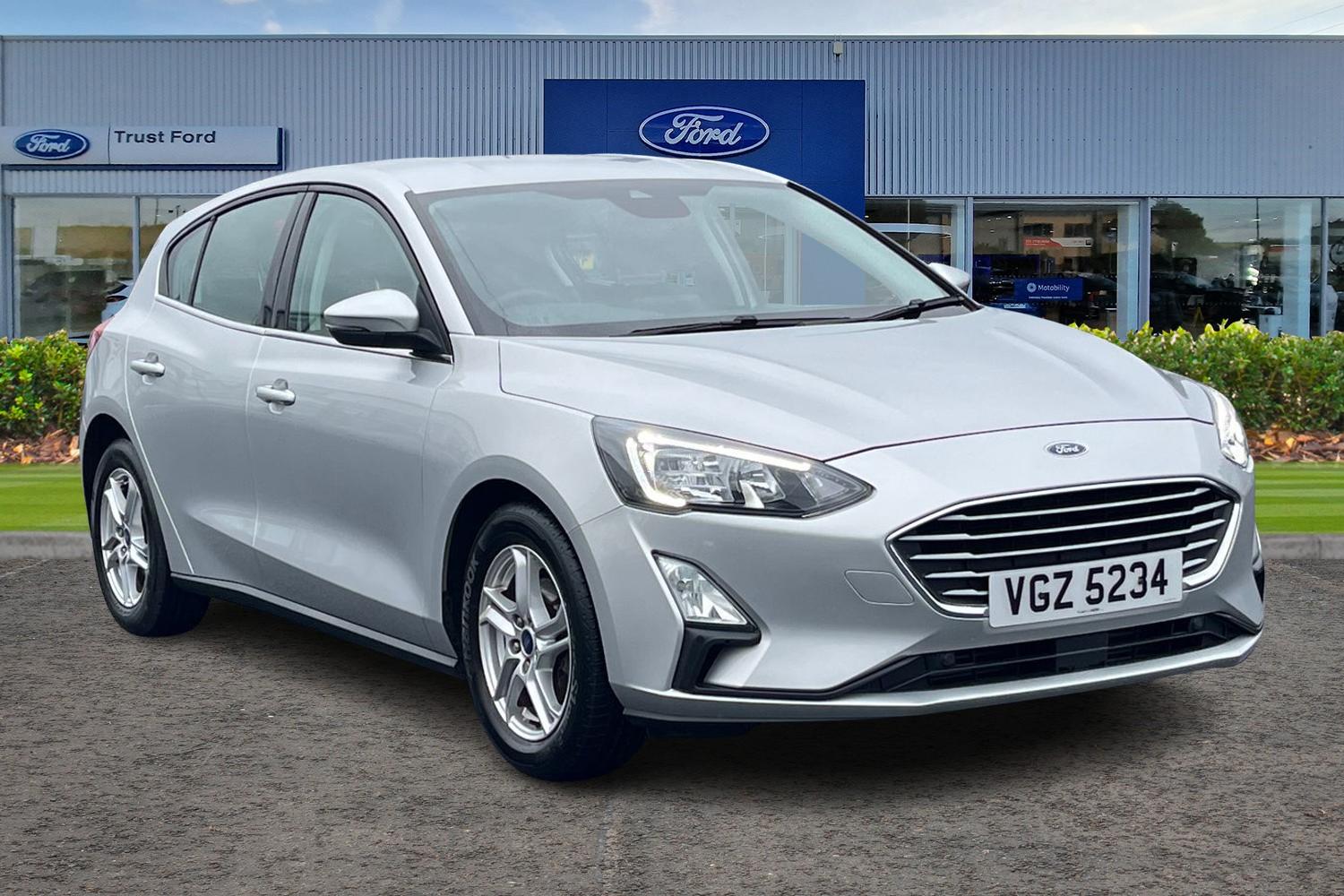 Ford FOCUS Photo 0