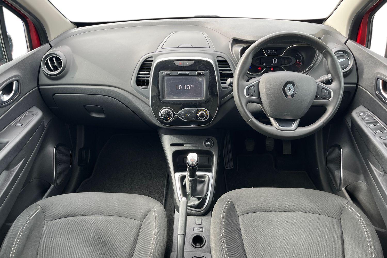 Renault CAPTUR Photo 9