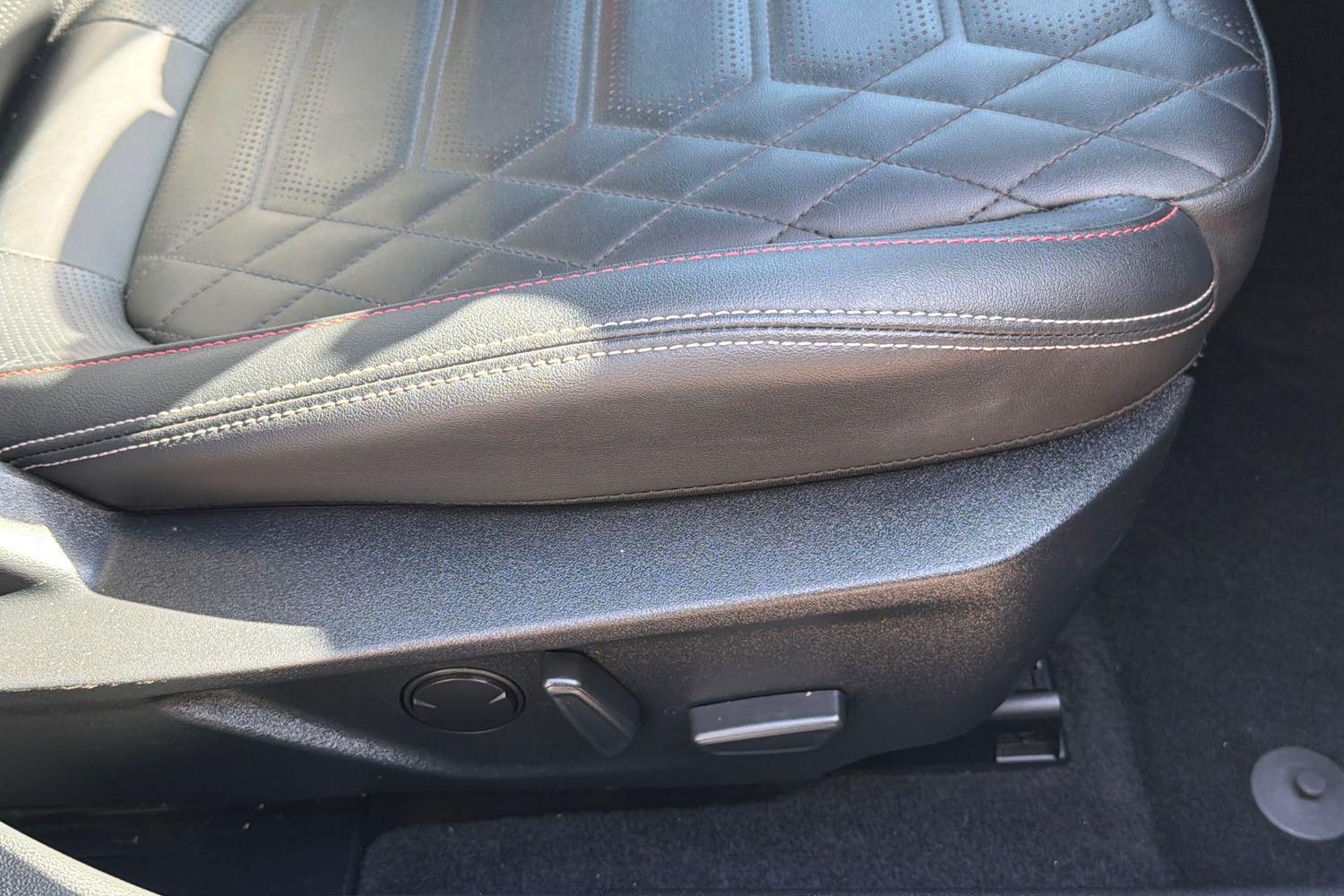 Ford FOCUS Photo 22