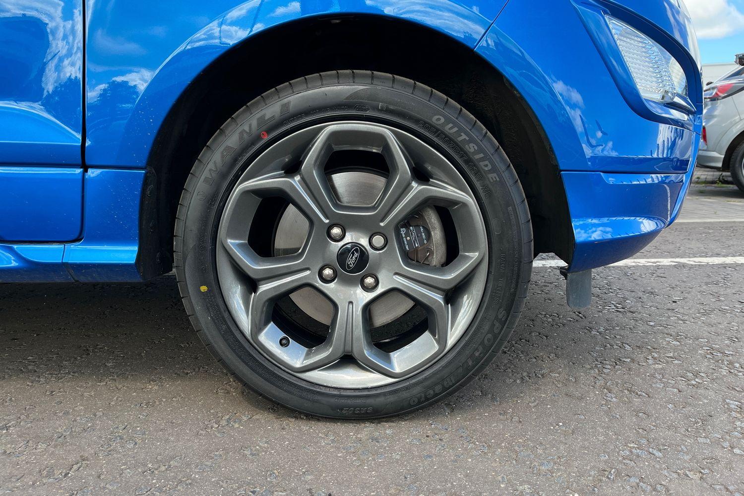 Ford EcoSport Photo 7