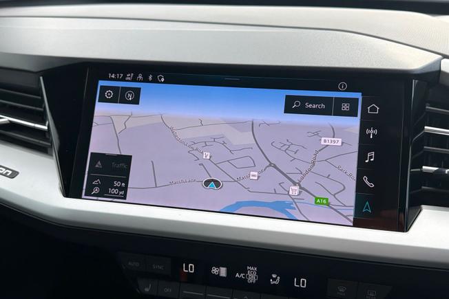 AUDI Q4 E-Tron Photo 14