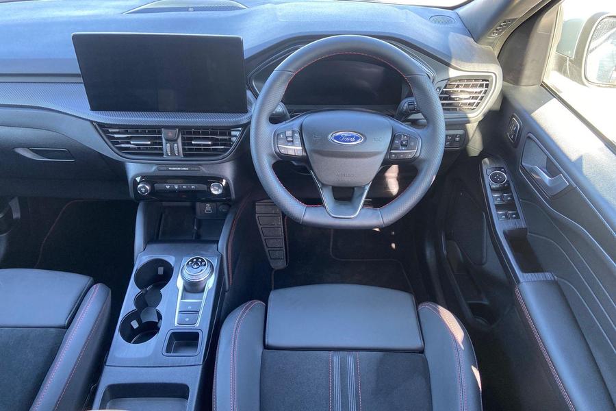 Ford KUGA Photo autoimg-04c87fd18e60ec7bf4a24e3c15bed079a096393d.jpg