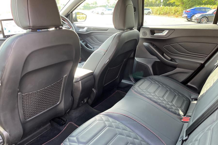 Ford Focus Photo autoimg-04ca81916040ecf89d7cfaeae6af034493fa8da6.jpg