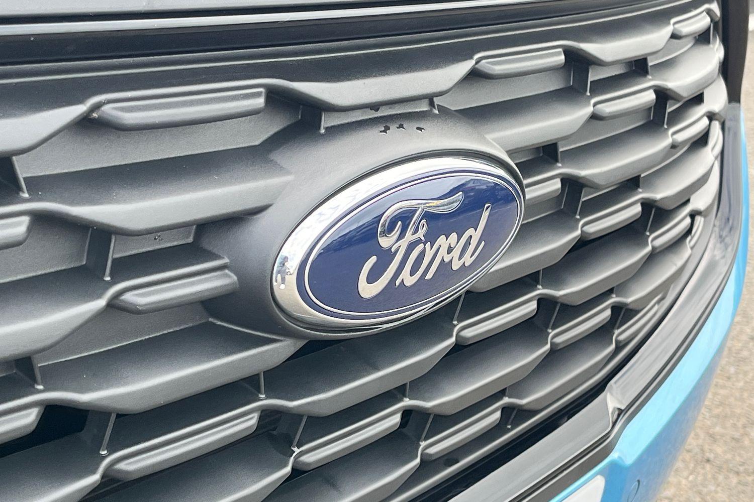 Ford TRANSIT CONNECT Photo 40