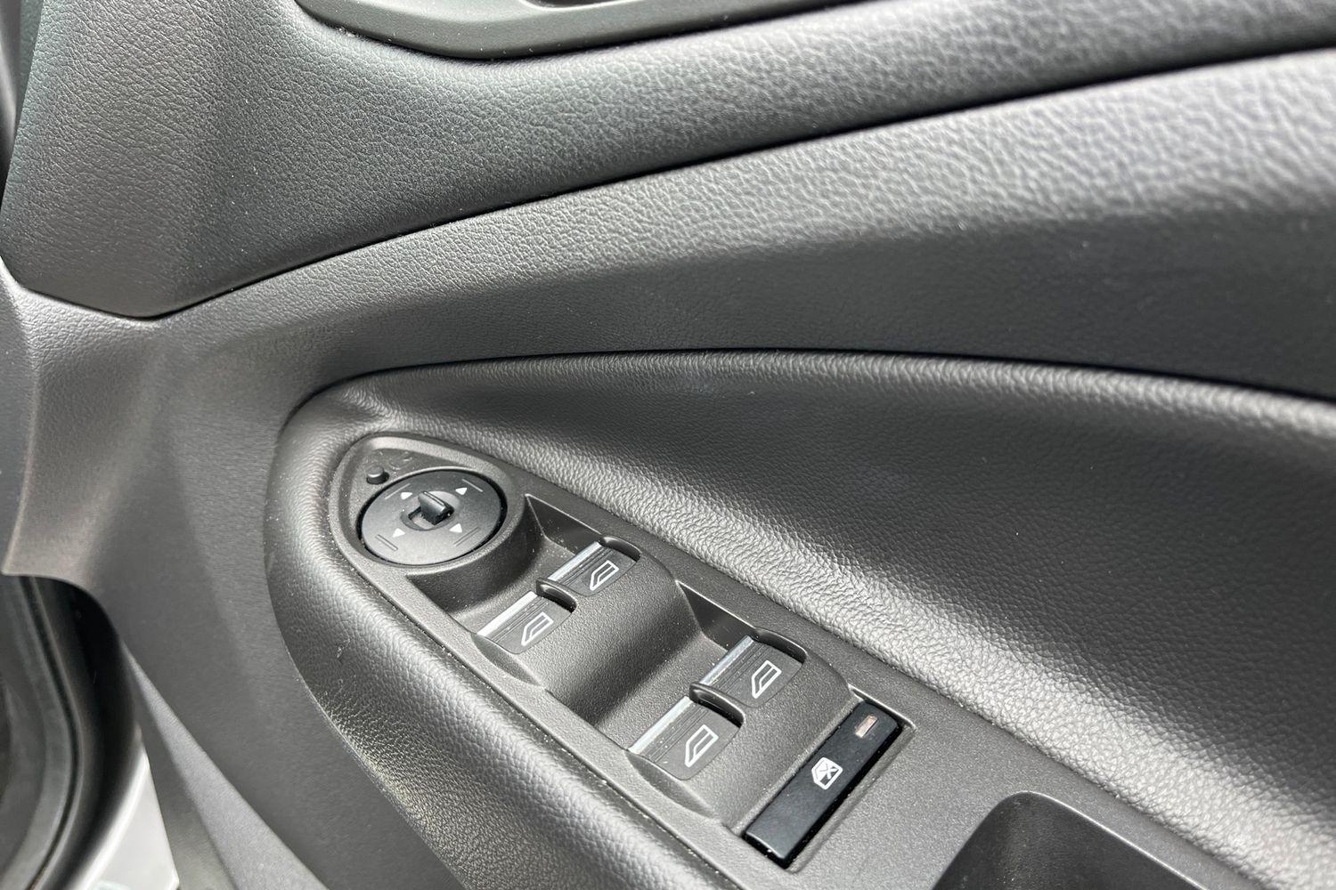 Ford KUGA Photo 15